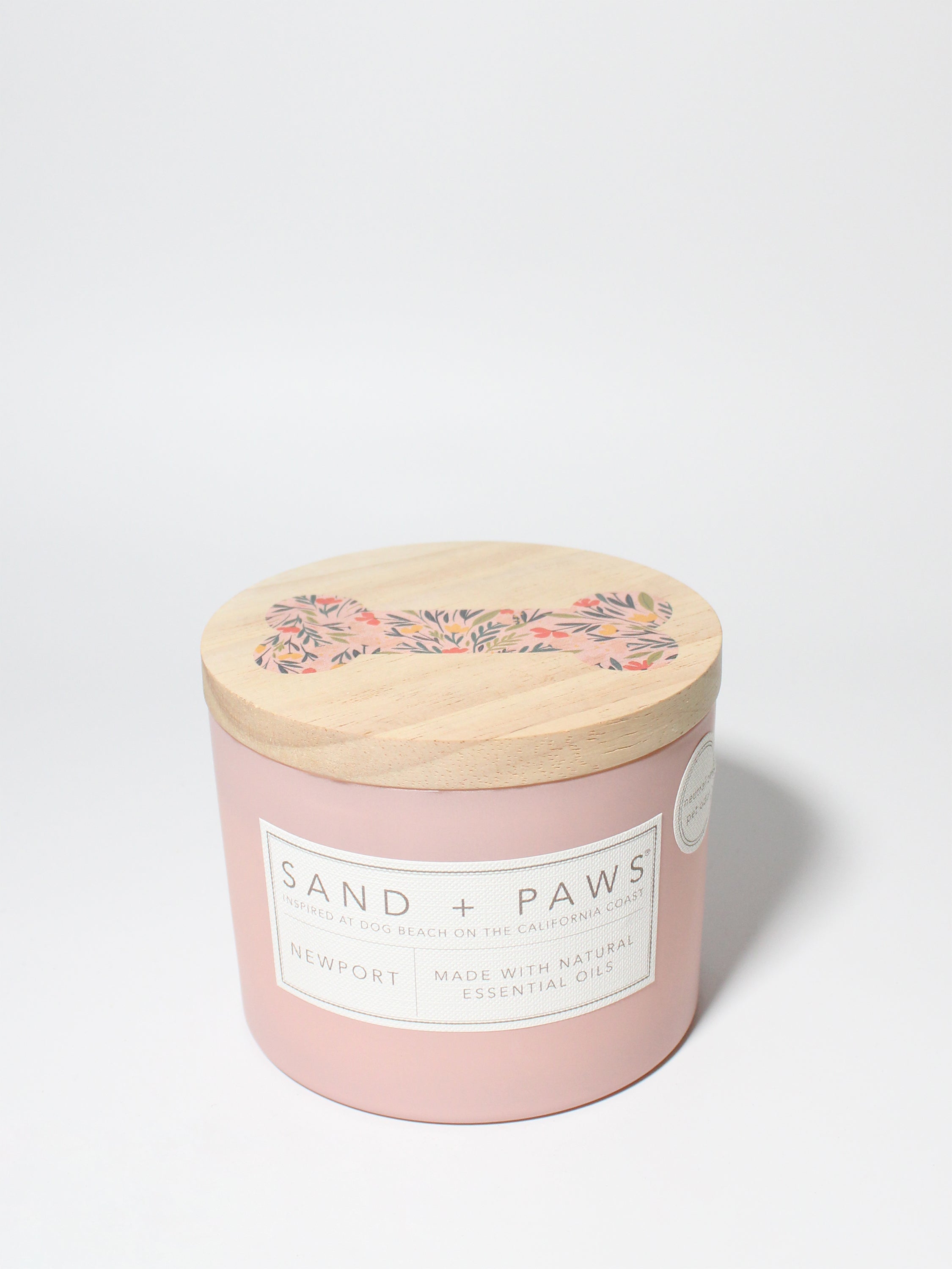 Sand + Paws Newport 12 oz scented candle