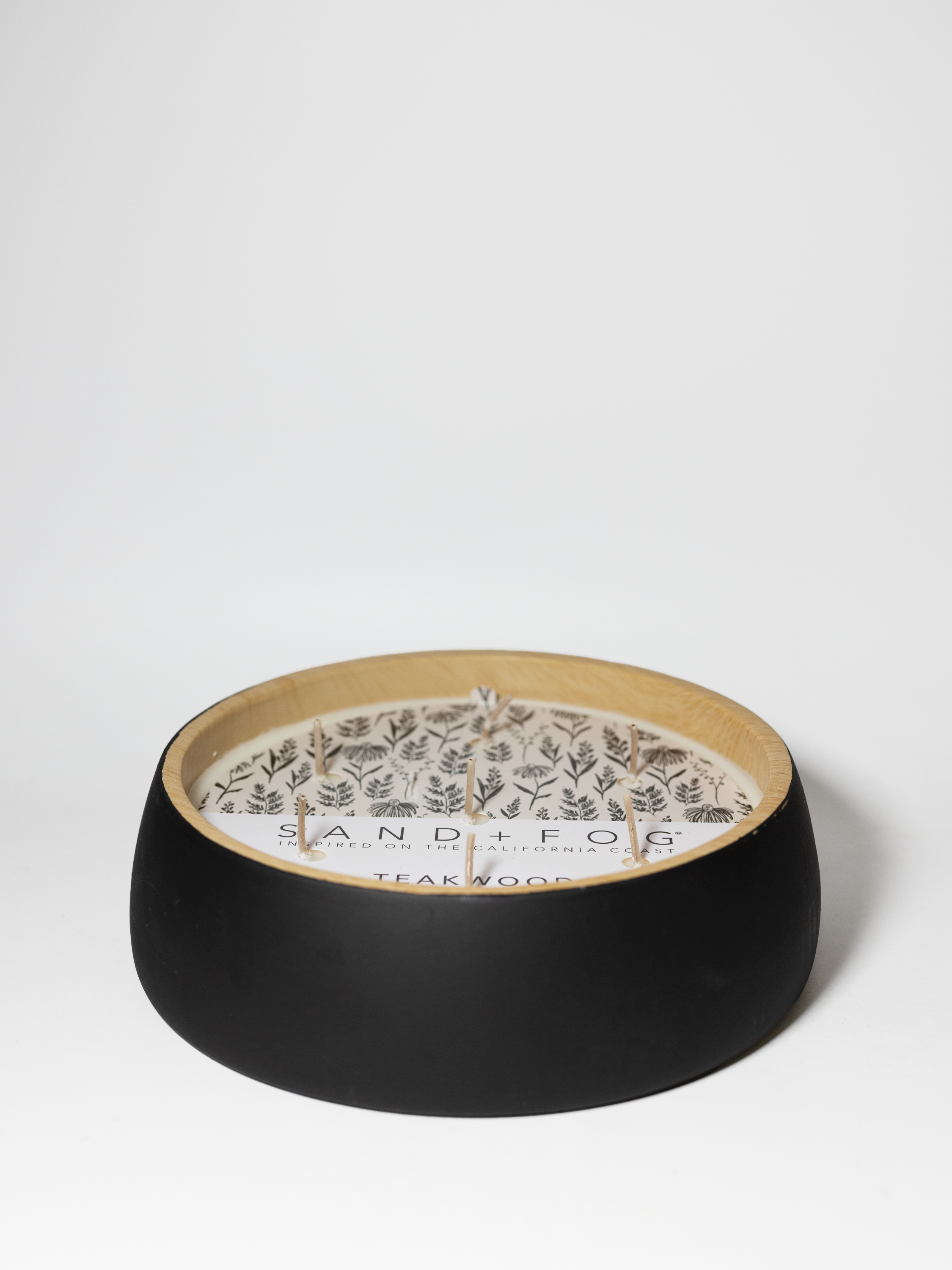 Teakwood 27 oz scented candle