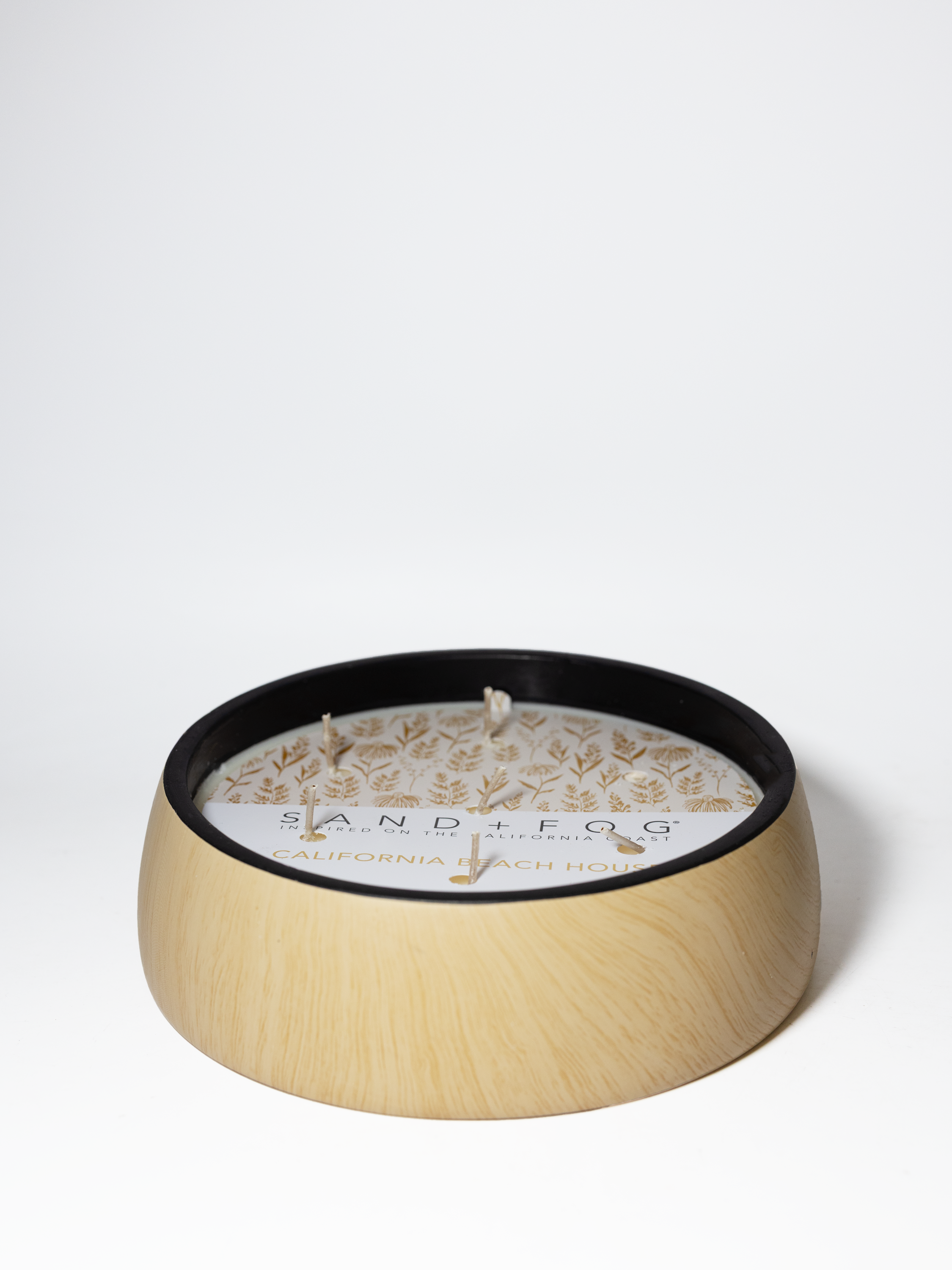 California Beach House 27 oz scented candle