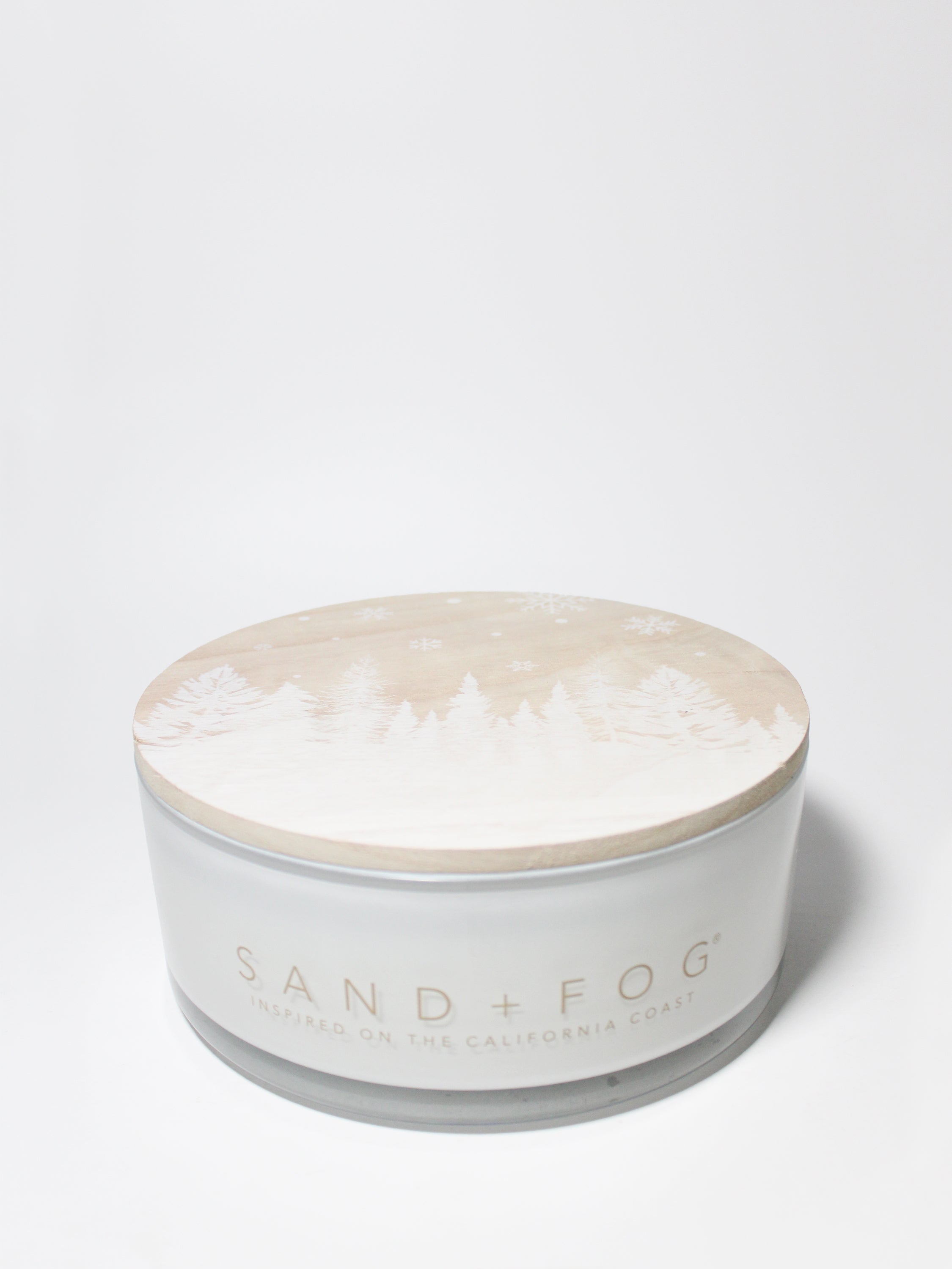 Winter White 34 oz scented candle